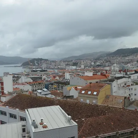 Fantástica Vista De La Ría De En Pleno Centro * Vigo